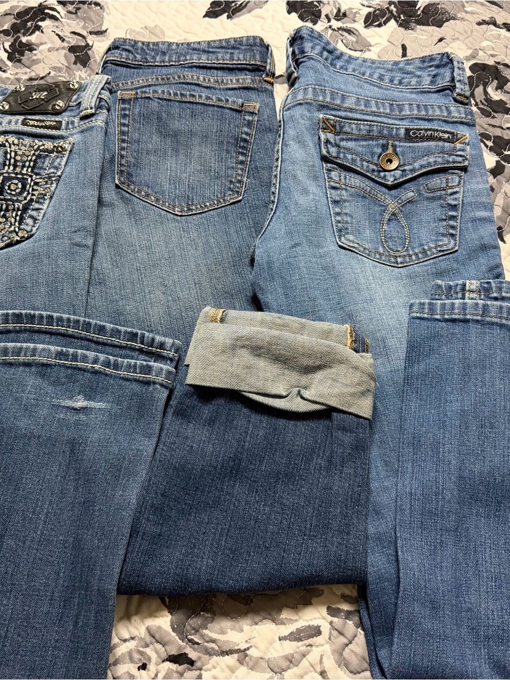 Lot of 3 jeans Miss me, Calvin Klien & Gap Jeans Lot